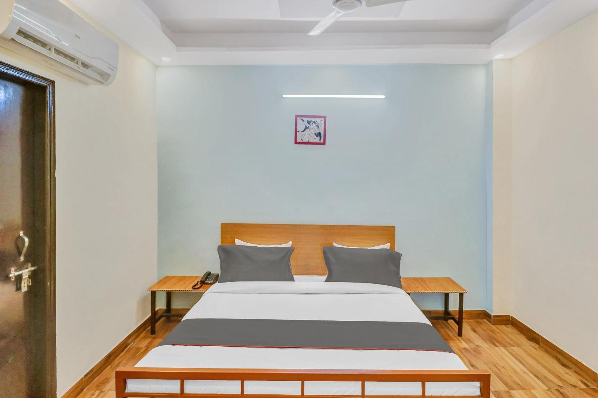 Super Capital O Moody Inn دلهي المظهر الخارجي الصورة